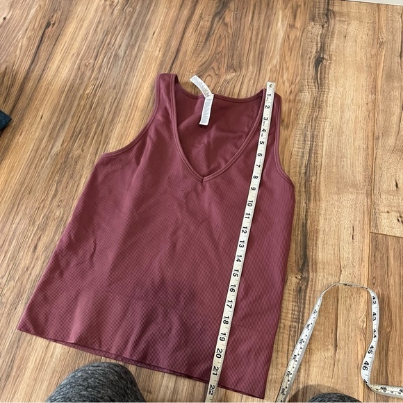 Athleta Aurora Seamless Tank Top - Picture 7 of 9